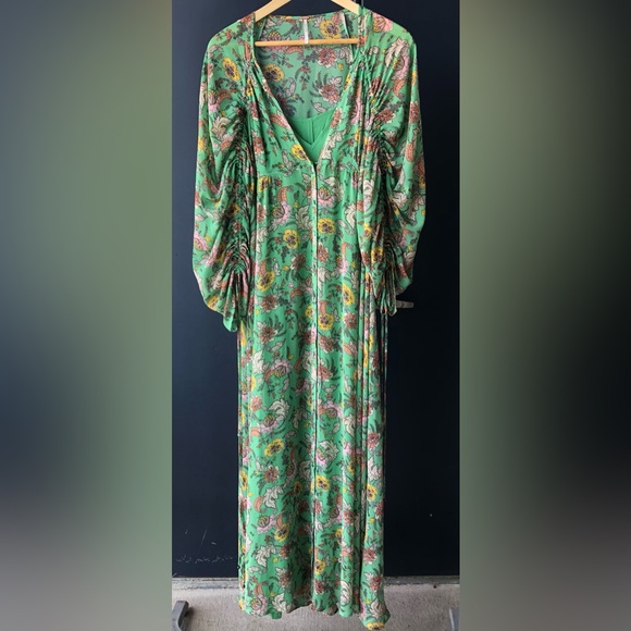 Free People Earth Green Elegant Floral Long Sleeve Dress.Size Medium Maxi Combo - Picture 14 of 15